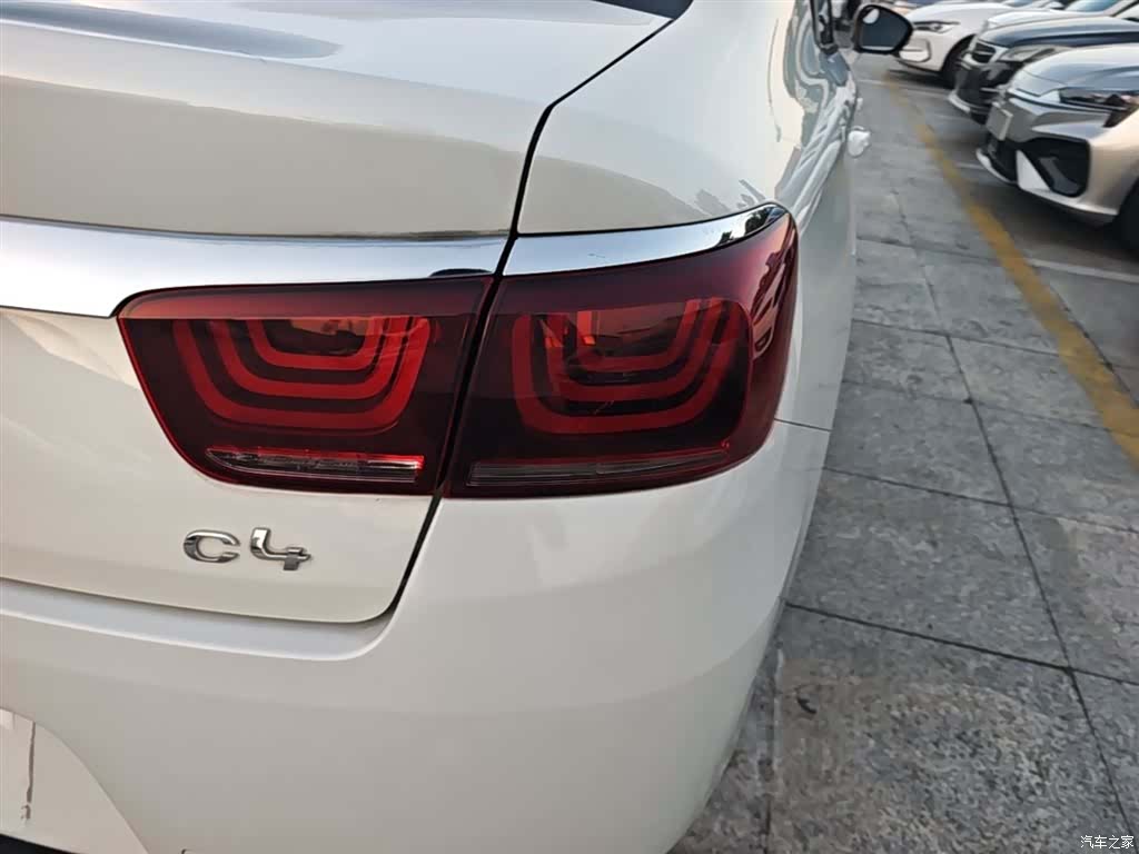 Citroen C4, 2018 8