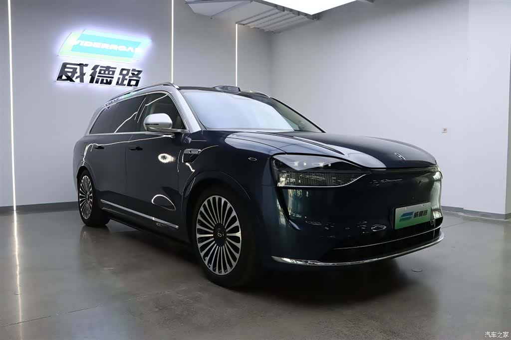 AITO M9, 2025 3