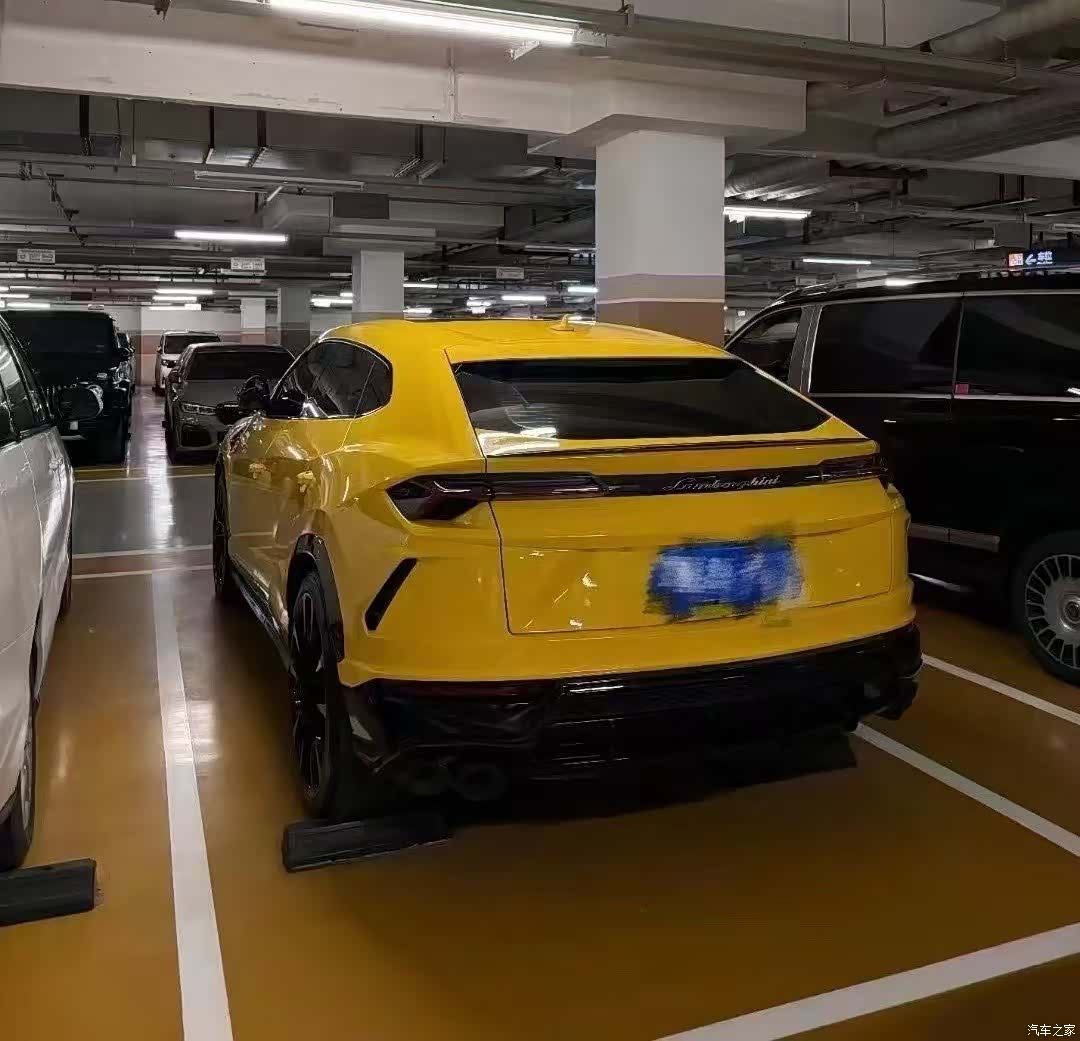 Lamborghini Urus, 2020 2