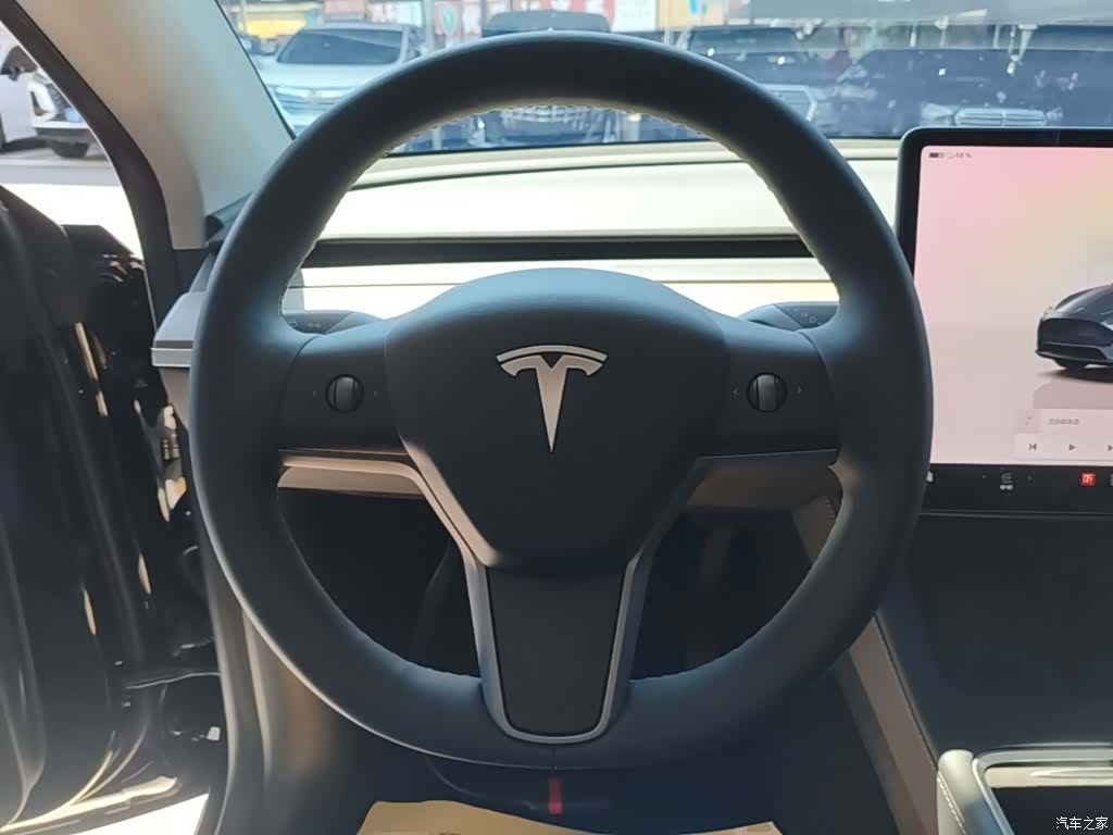 Tesla Model Y, 2023 11