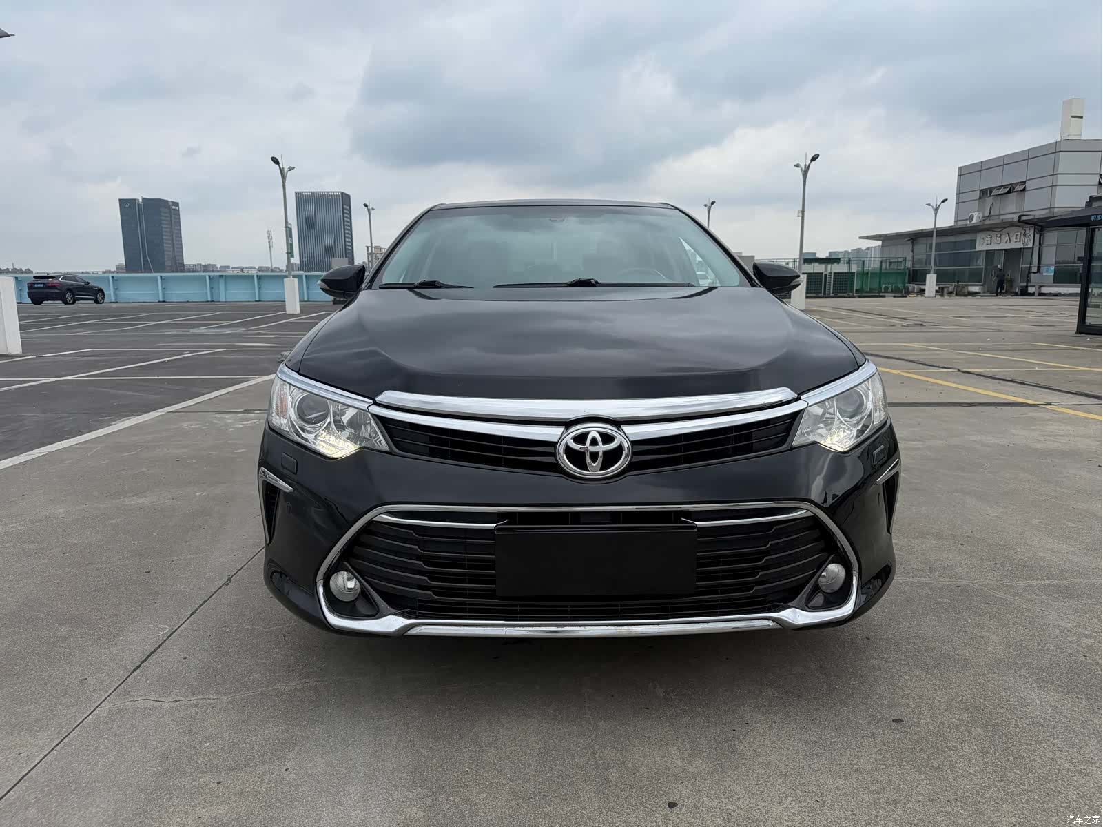Toyota Camry, 2016 2