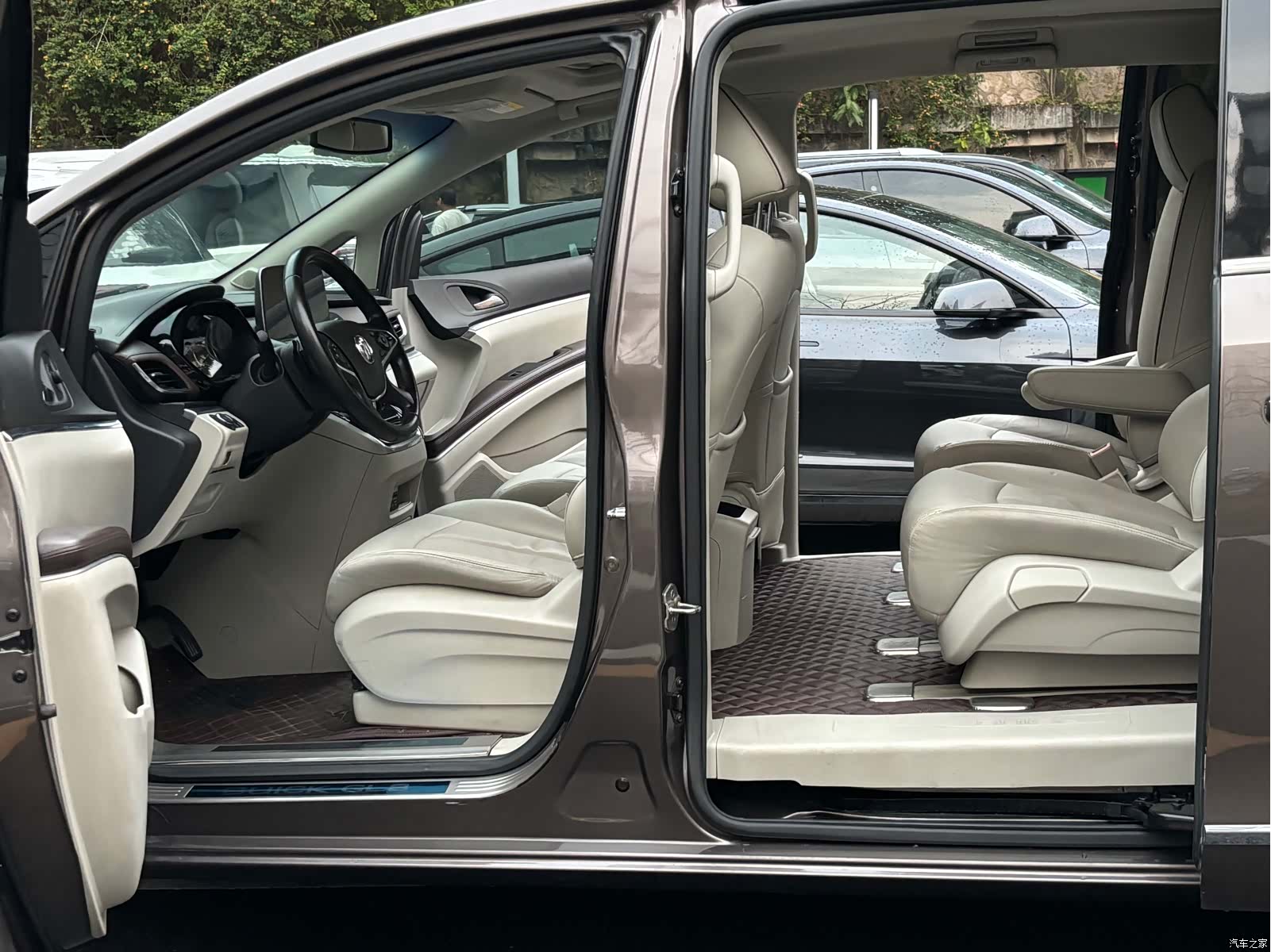 Buick GL8, 2021 7