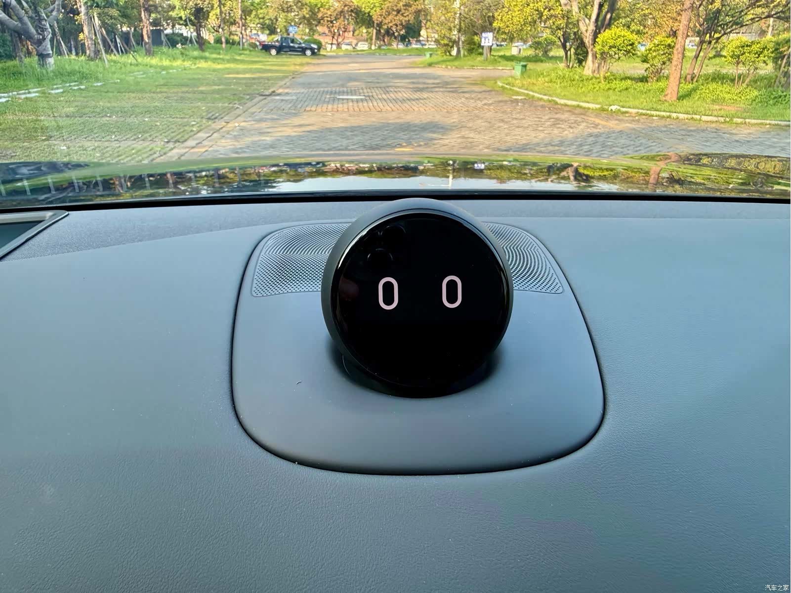 NIO ES8, 2025 11