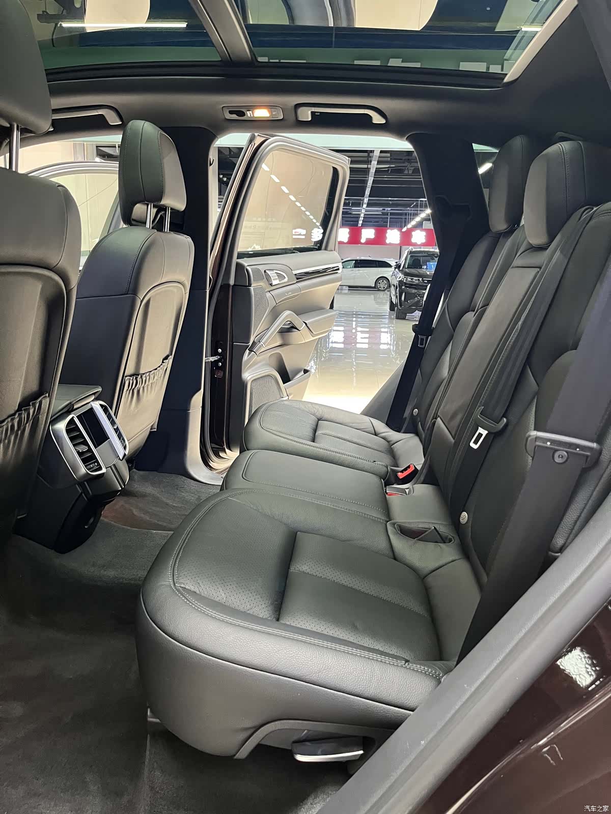 Porsche Cayenne, 2017 10