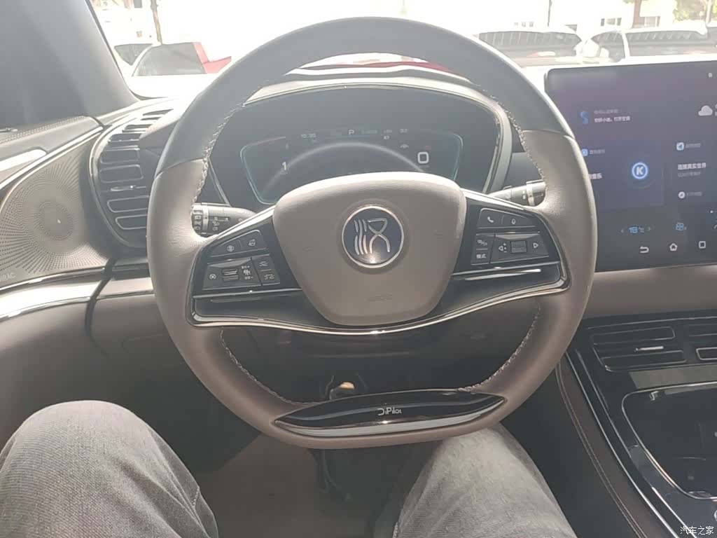 BYD Han, 2022 11