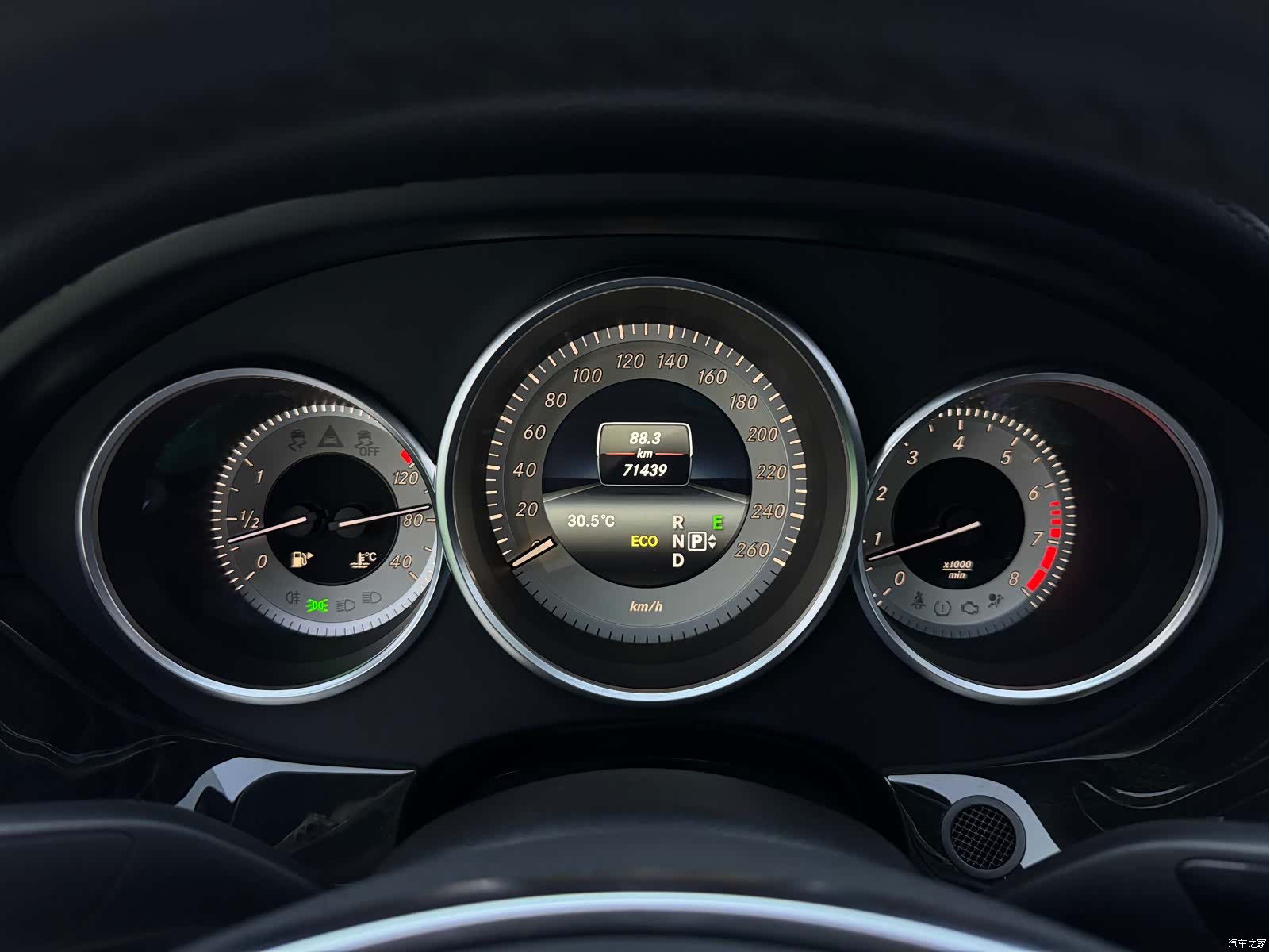 Mercedes-Benz CLS, 2017 11
