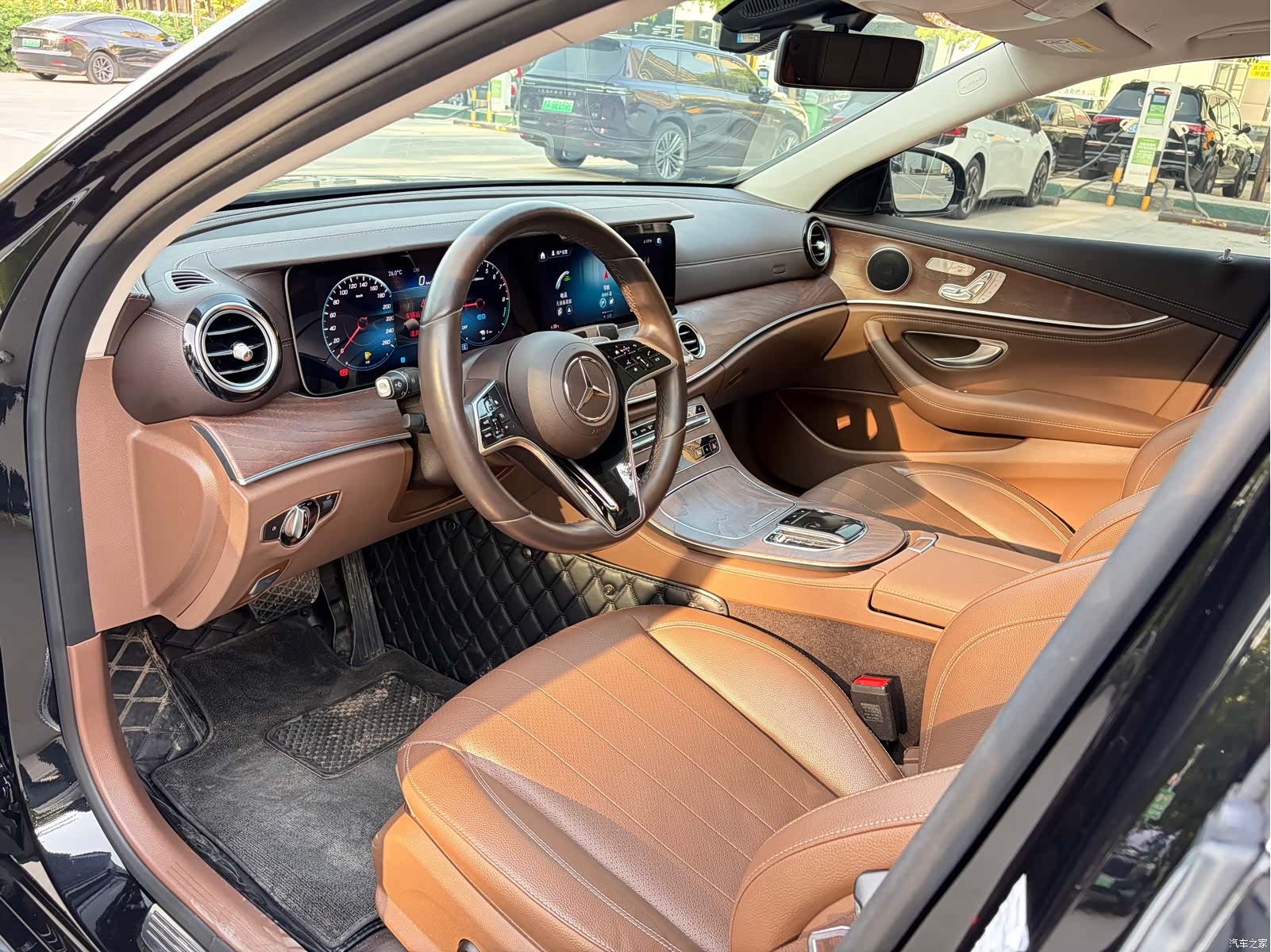 Mercedes-Benz E-Class, 2023 8