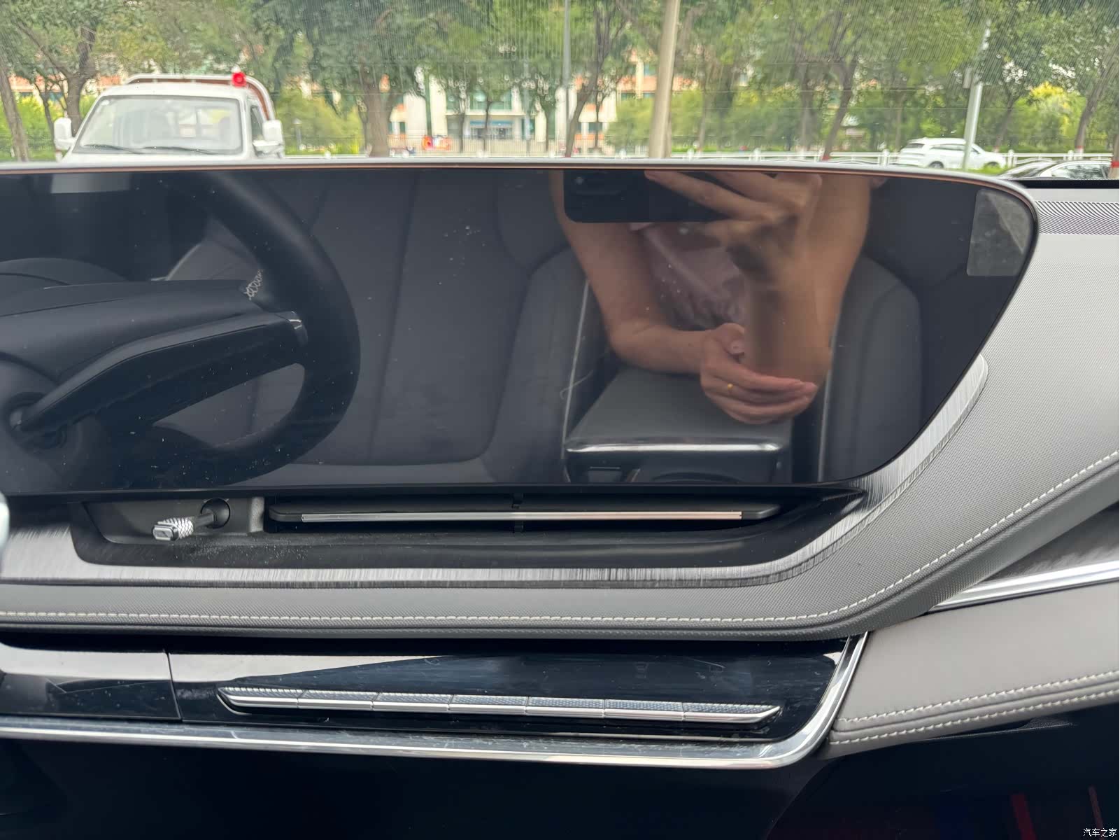 Buick E5, 2025 8