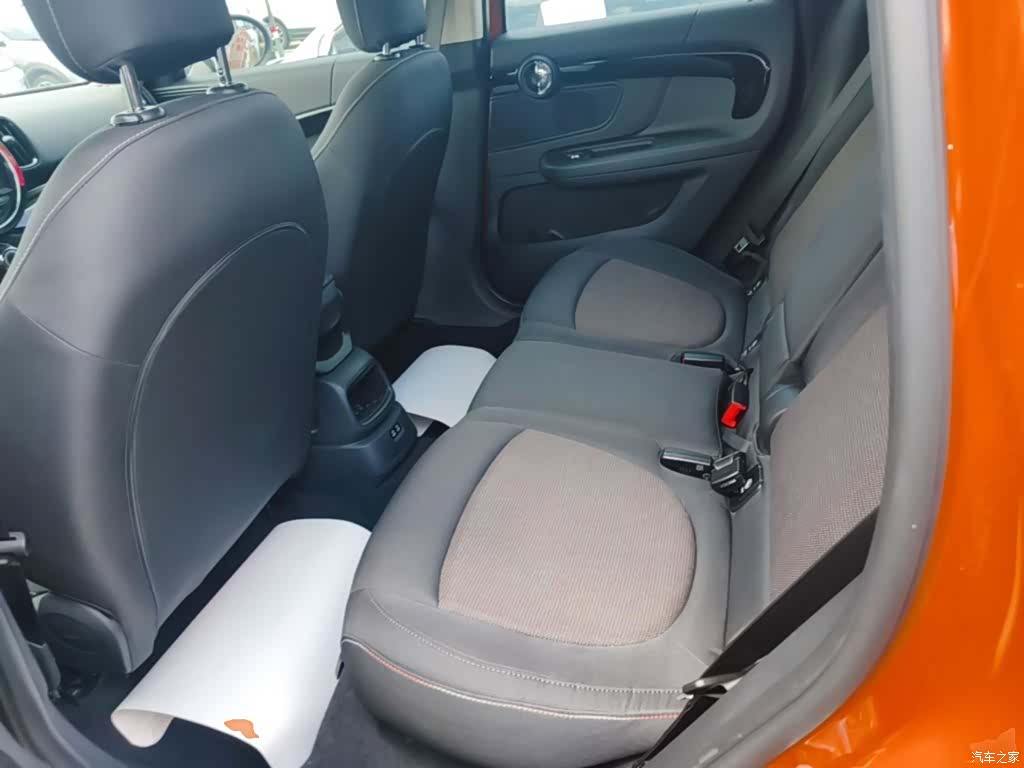 Mini Countryman, 2019 17