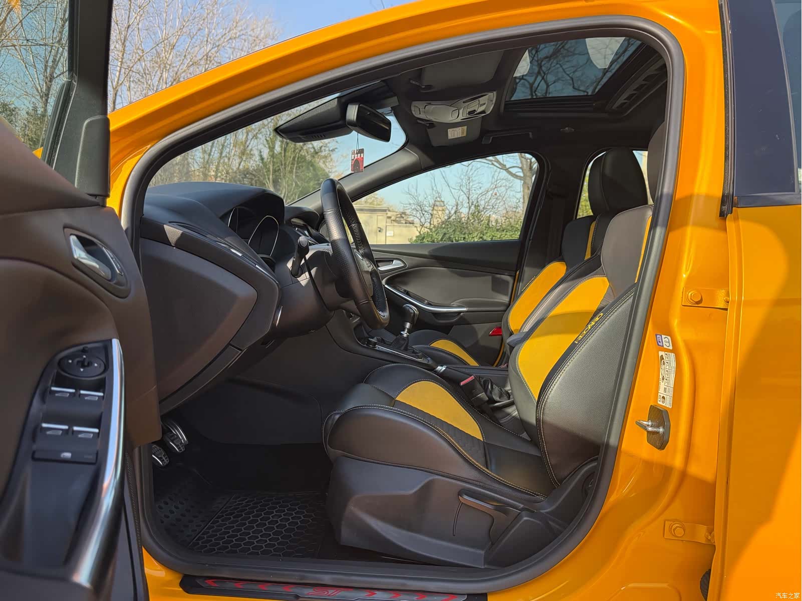 Ford Focus, 2016 6