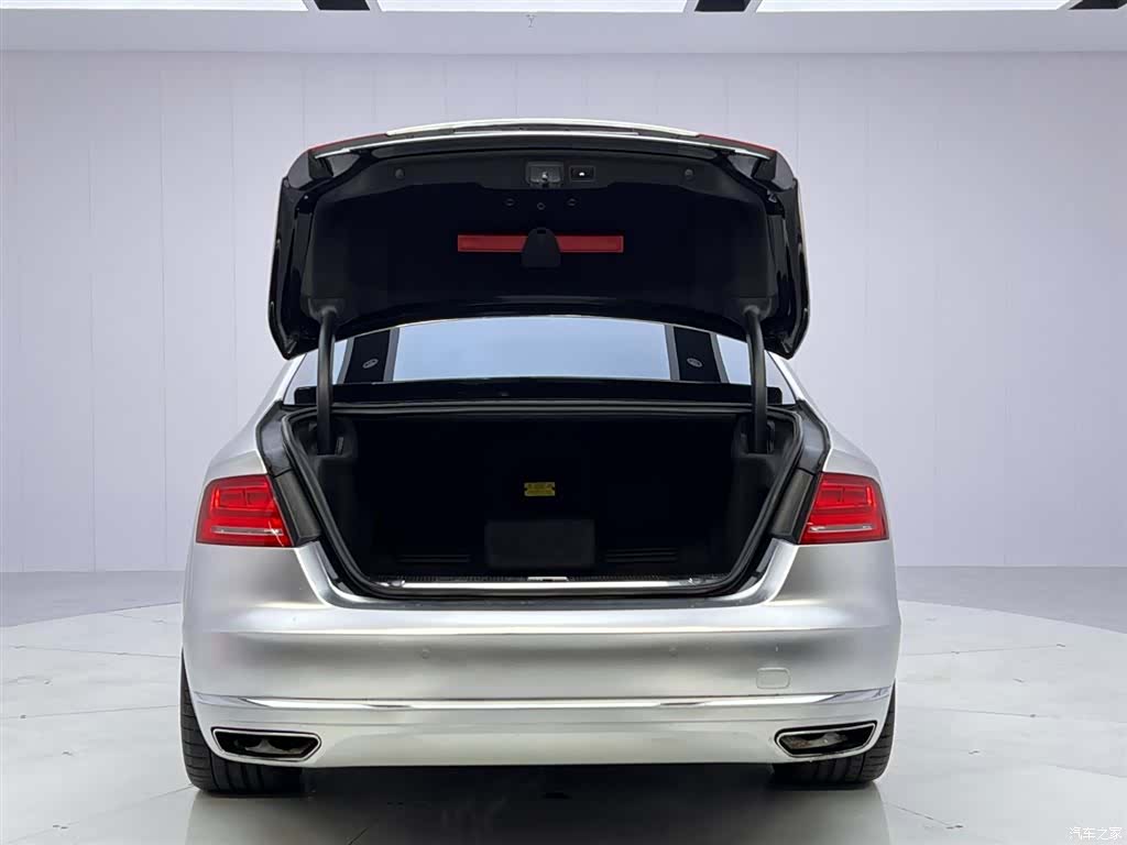 Audi A8L, 2011 9