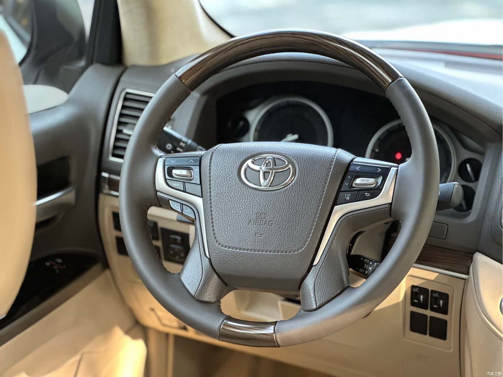 Toyota Land Cruiser, 2020 23
