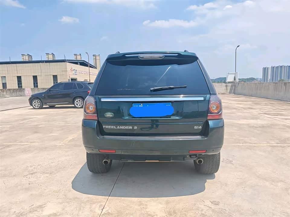 Land Rover Freelander 2