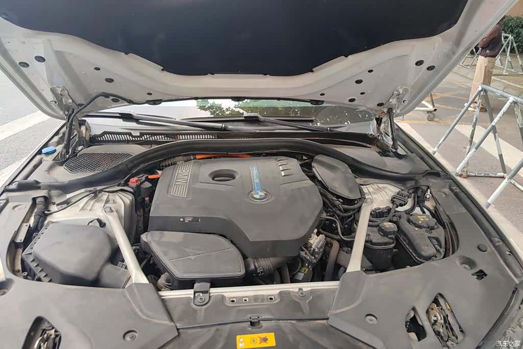 BMW 5 Series, 2018 10