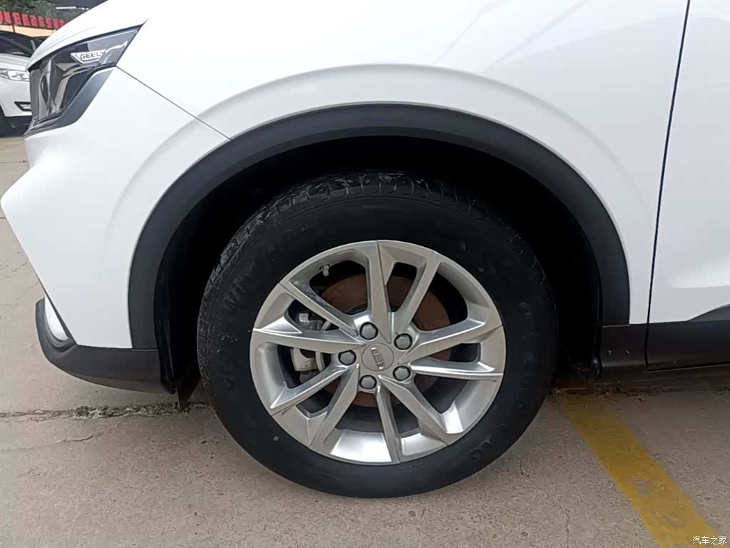 Geely Coolray, 2020 23