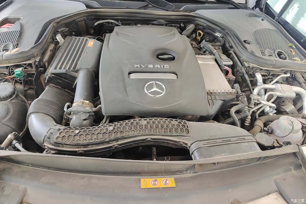 Mercedes-Benz E-Class, 2021 10
