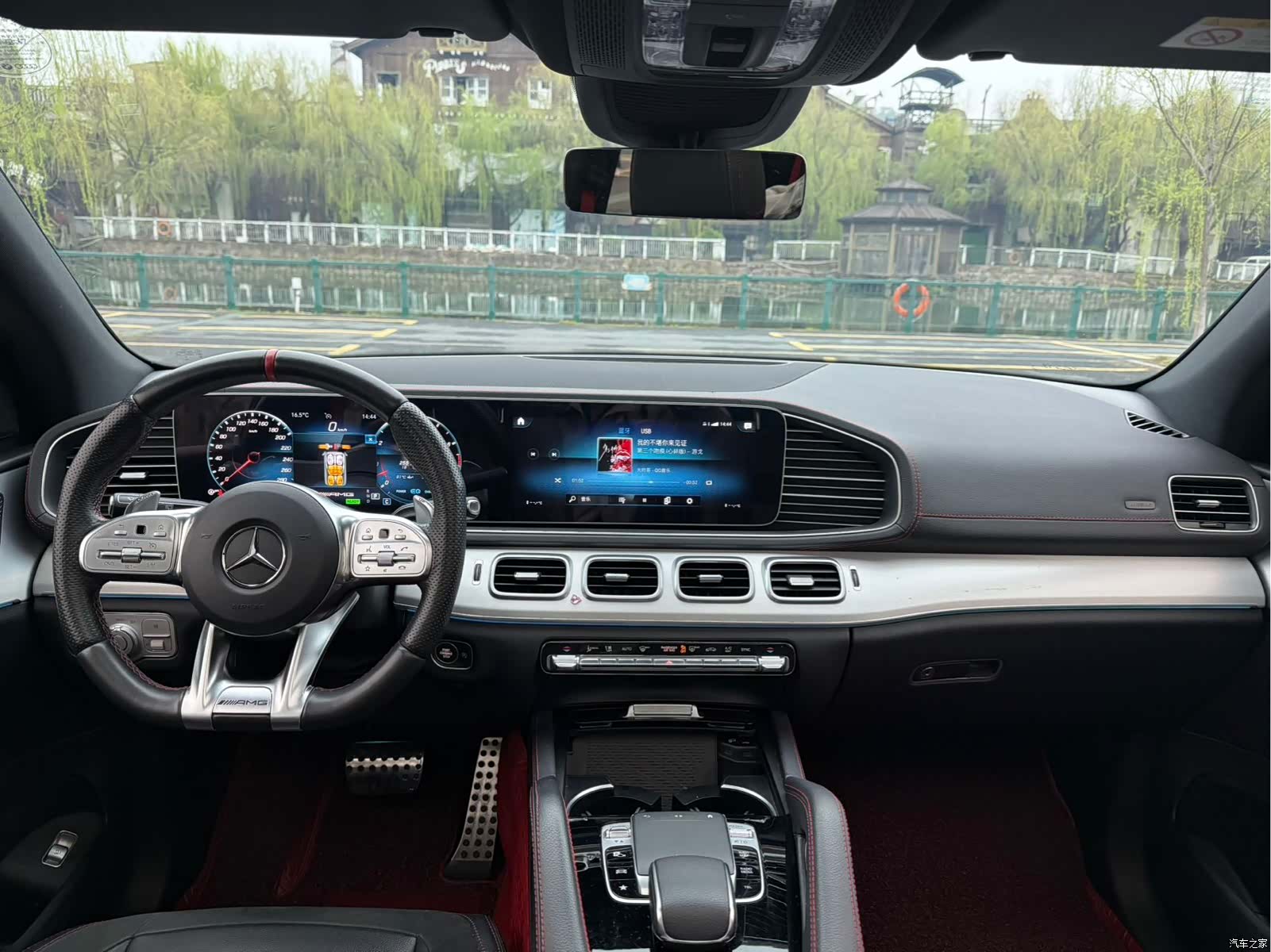Mercedes-Benz GLE, 2021 11