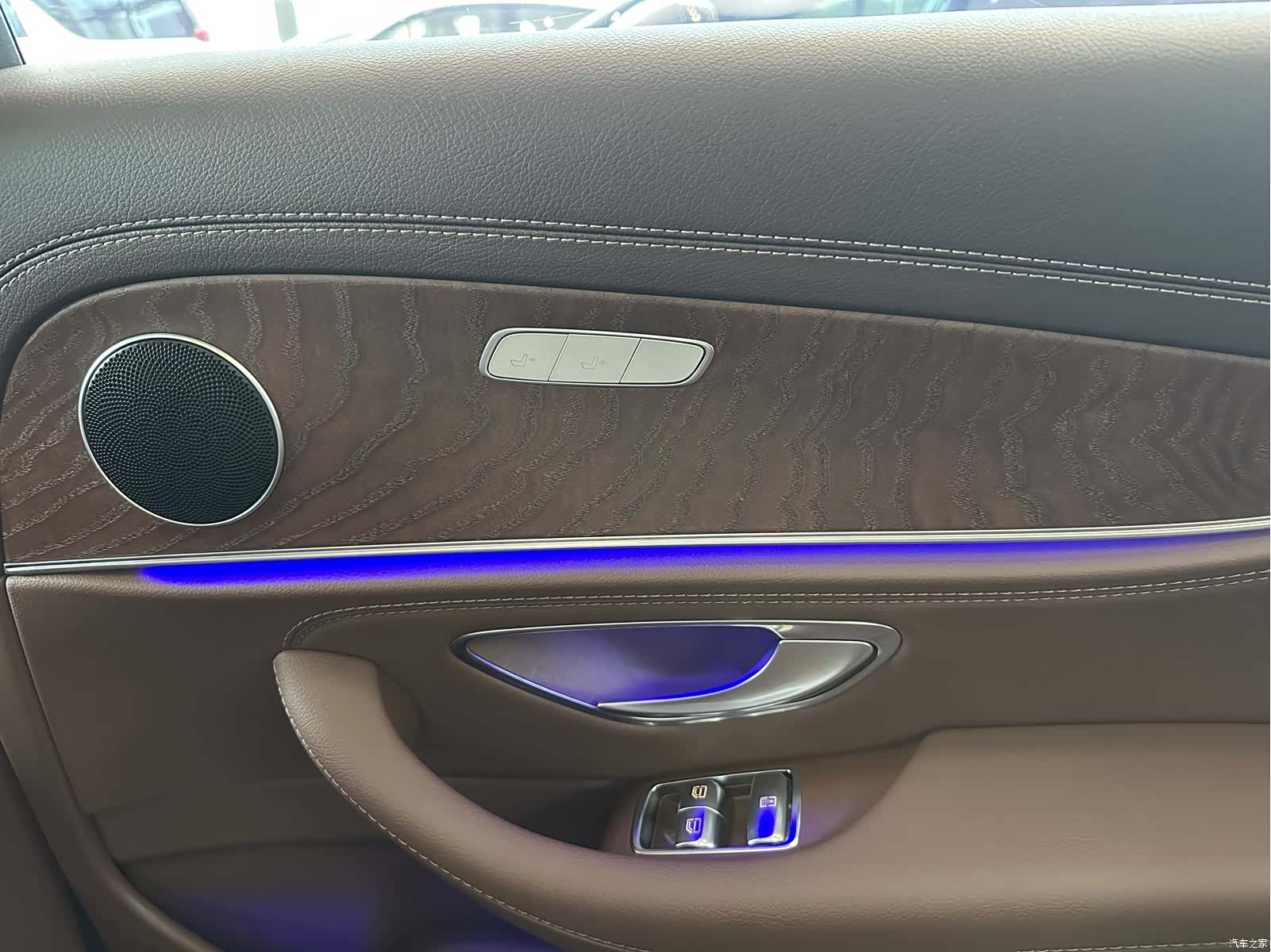 Mercedes-Benz E-Class, 2023 12