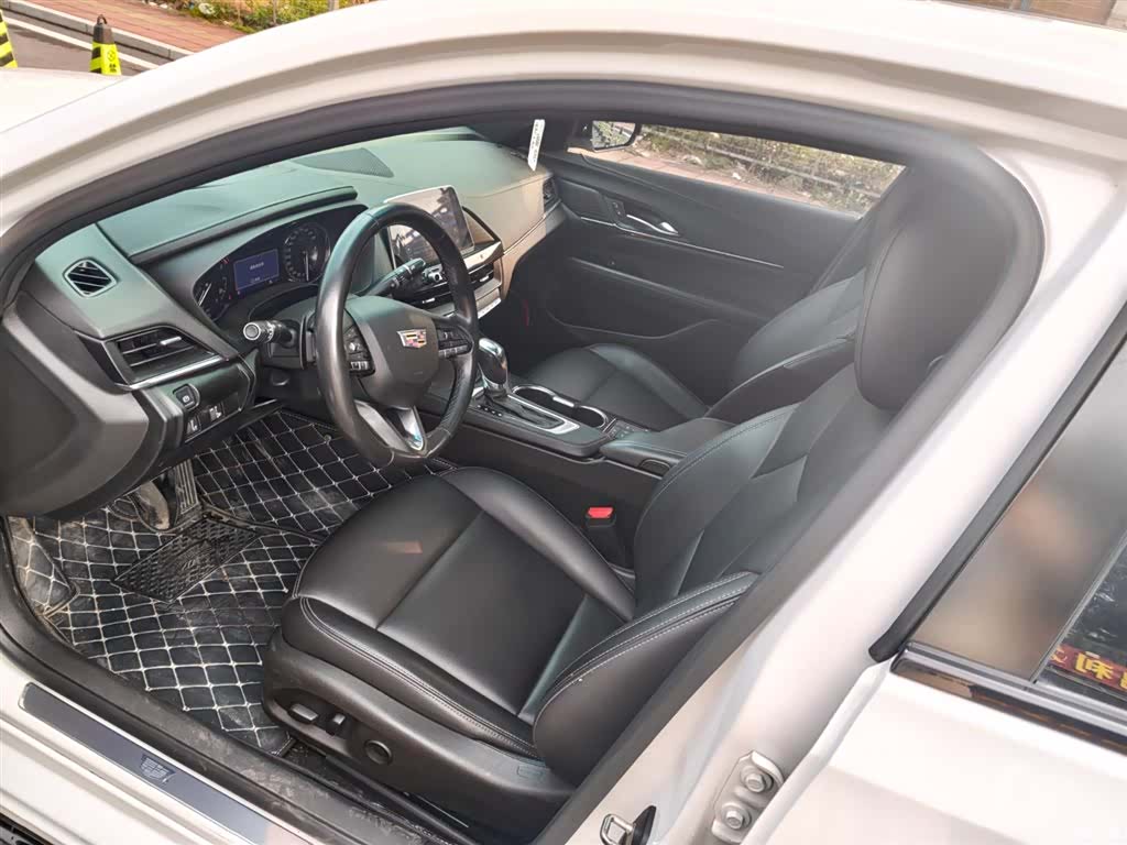 Cadillac CT4, 2020 4