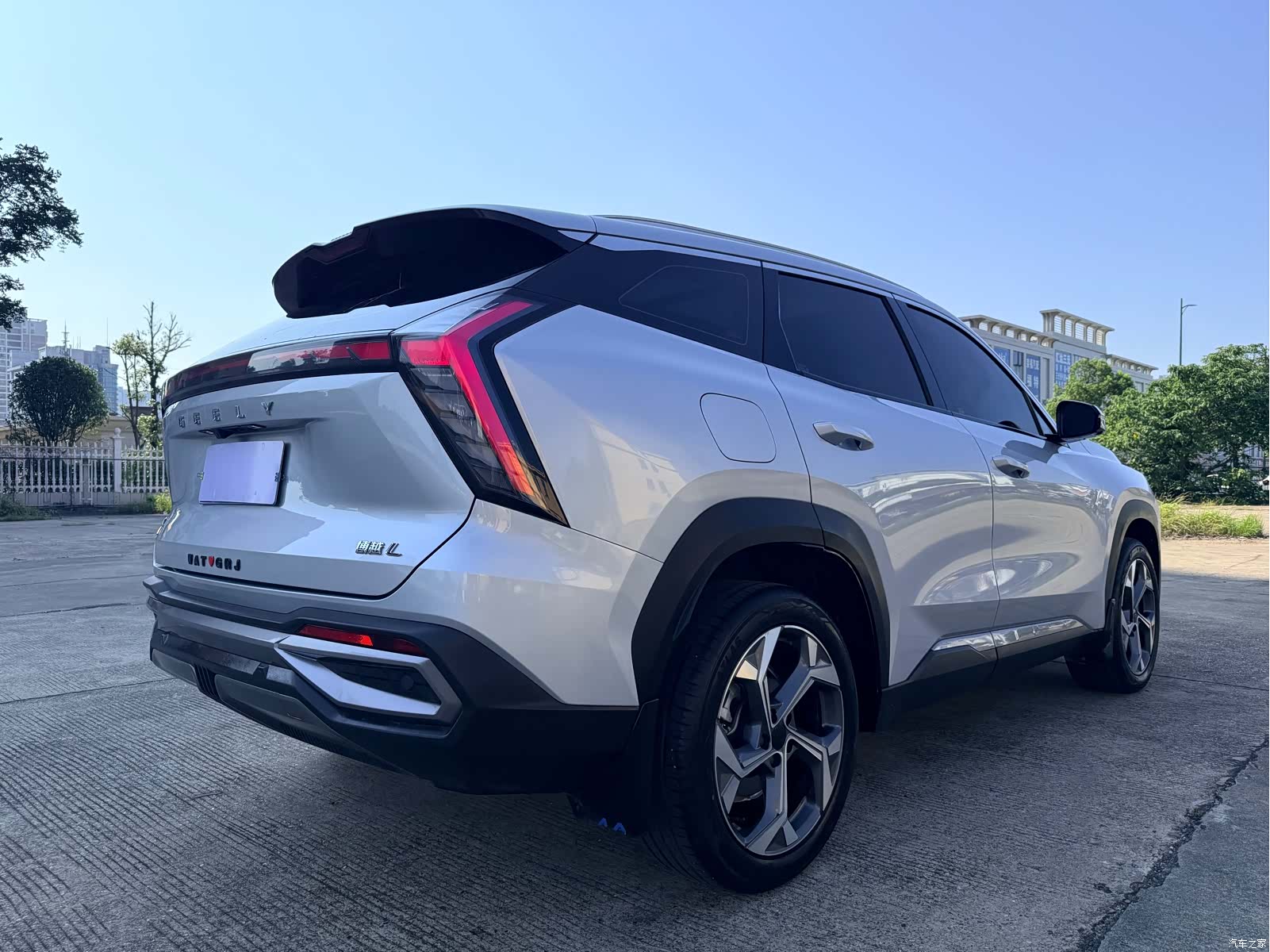 Geely Boyue, 2023 6