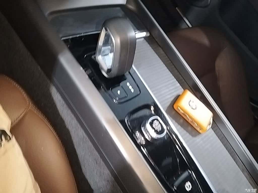 Volvo S60, 2022 14