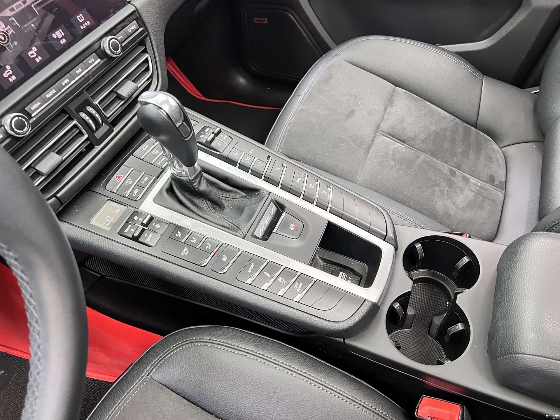Porsche Macan, 2020 30