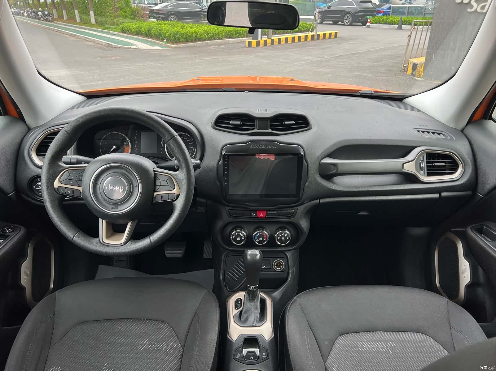 Jeep Renegade, 2018 12