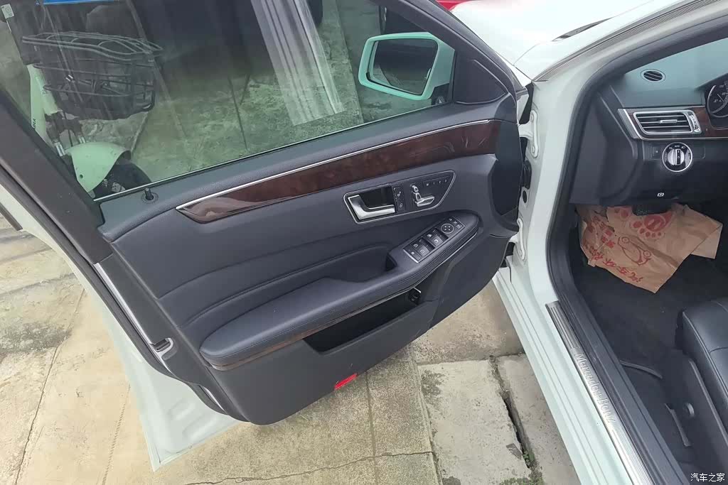 Mercedes-Benz E-Class, 2014 7