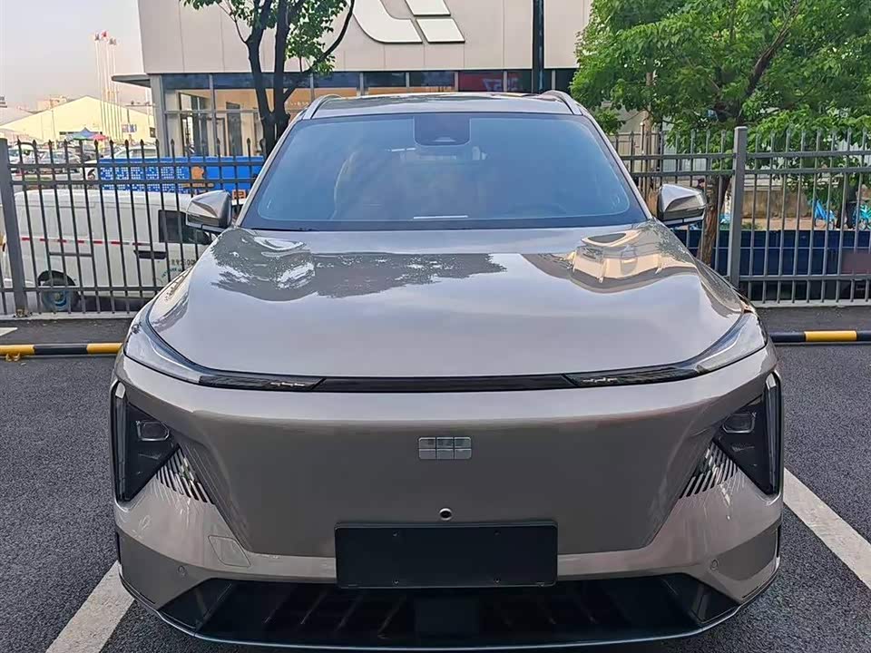 Geely Galaxy Galaxy L7