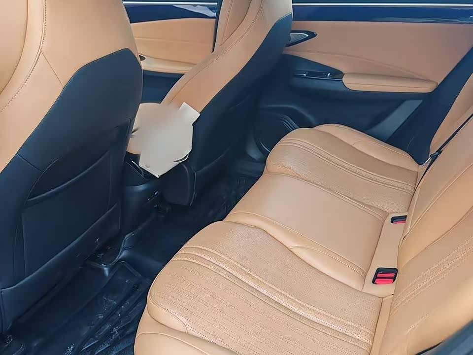 Geely Galaxy Galaxy L7