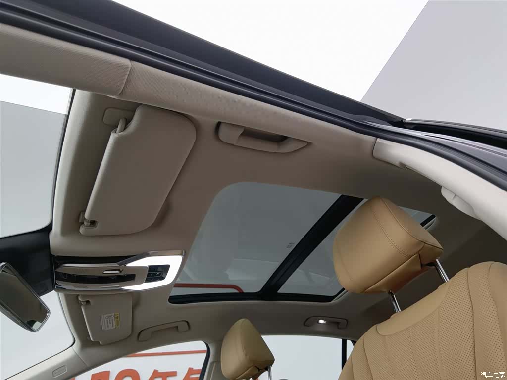 Hongqi H5, 2022 14