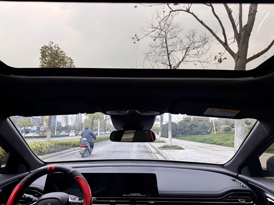 Trumpchi Shadow Leopard