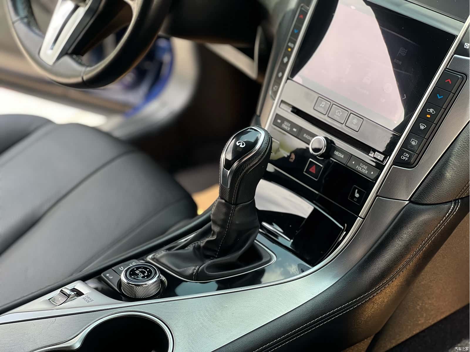 Infiniti Q60, 2018 7