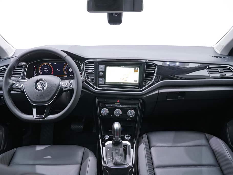 Volkswagen T-ROC exploring Songs