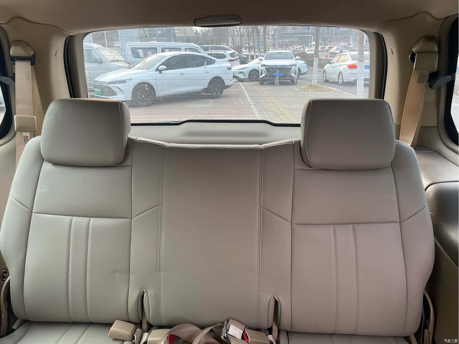 Buick GL8, 2016 9