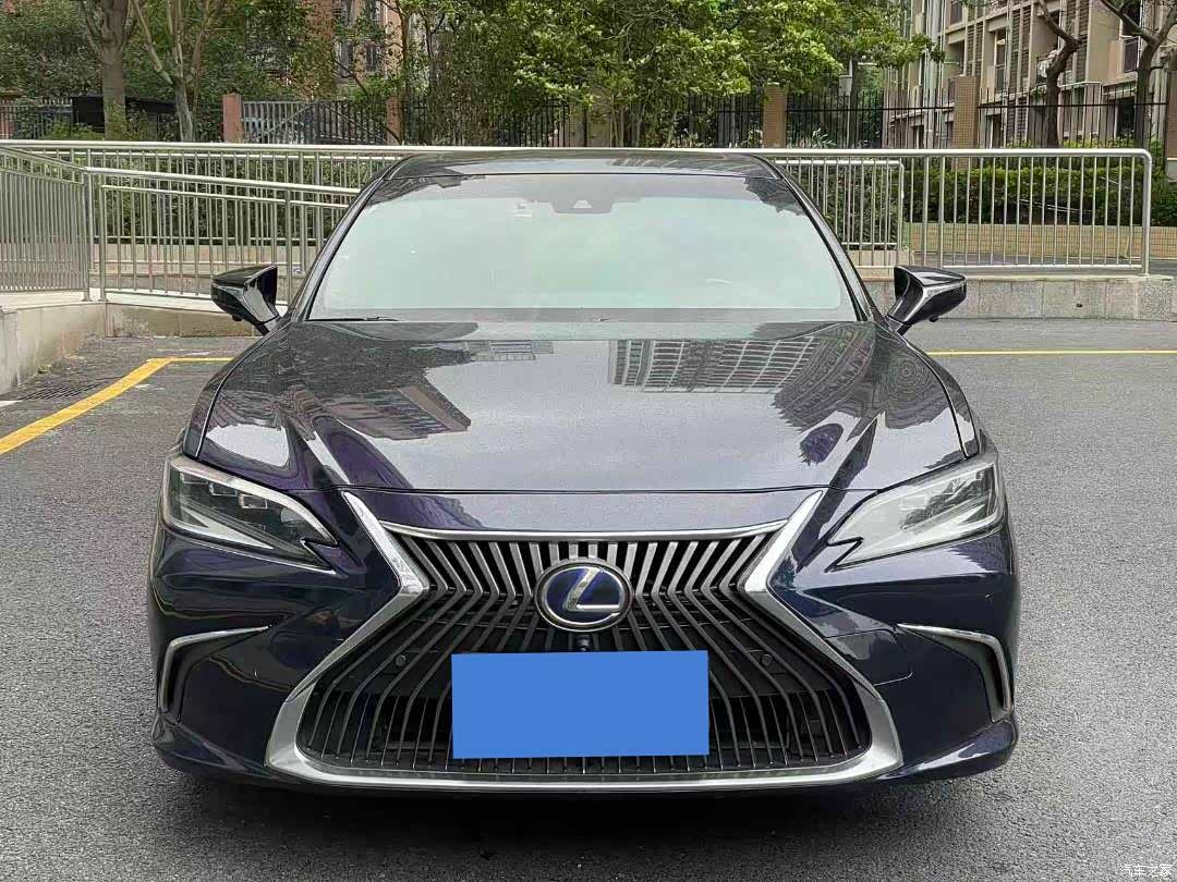 Lexus ES, 2019 1