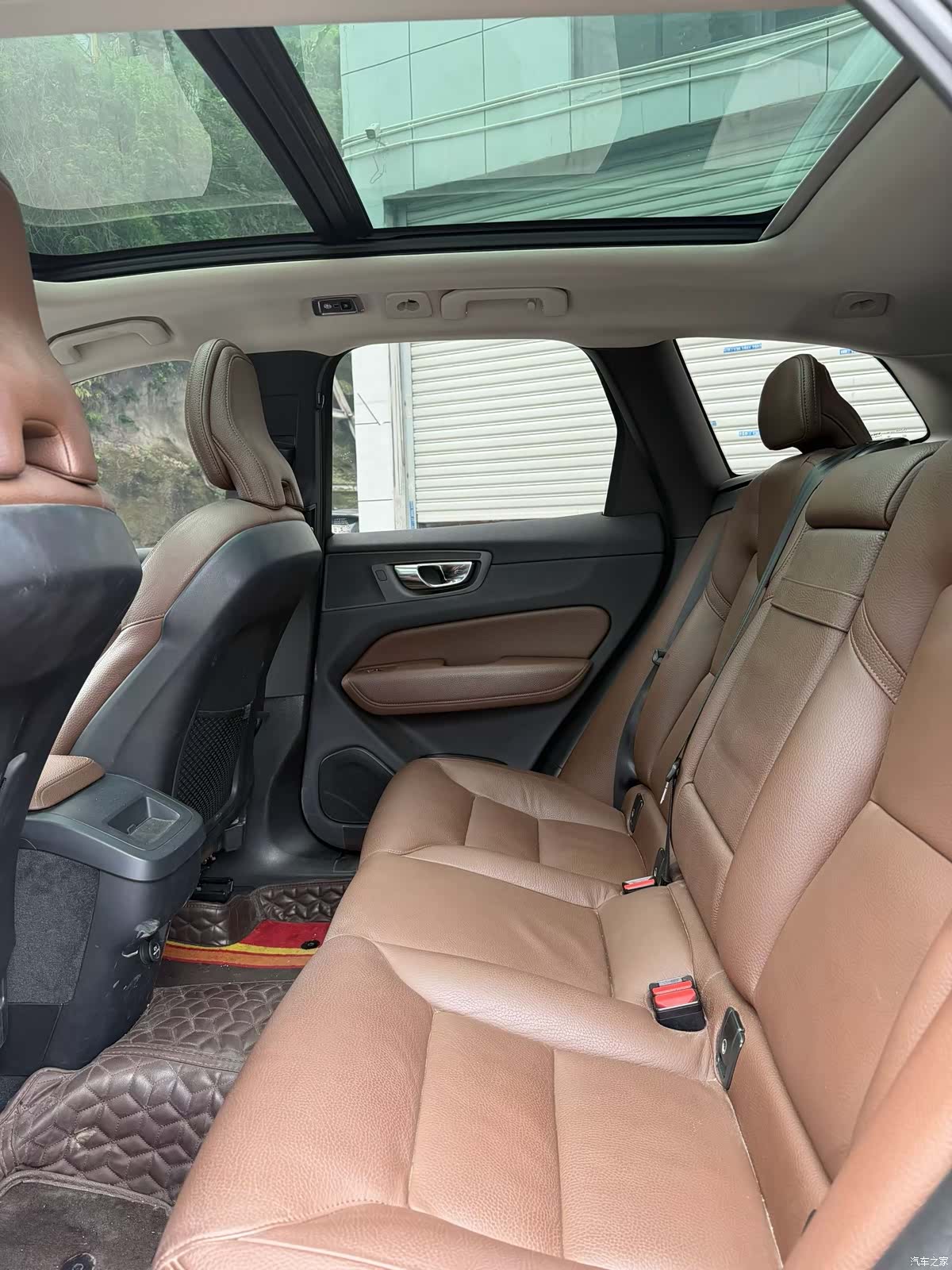 Volvo XC60, 2020 все фото