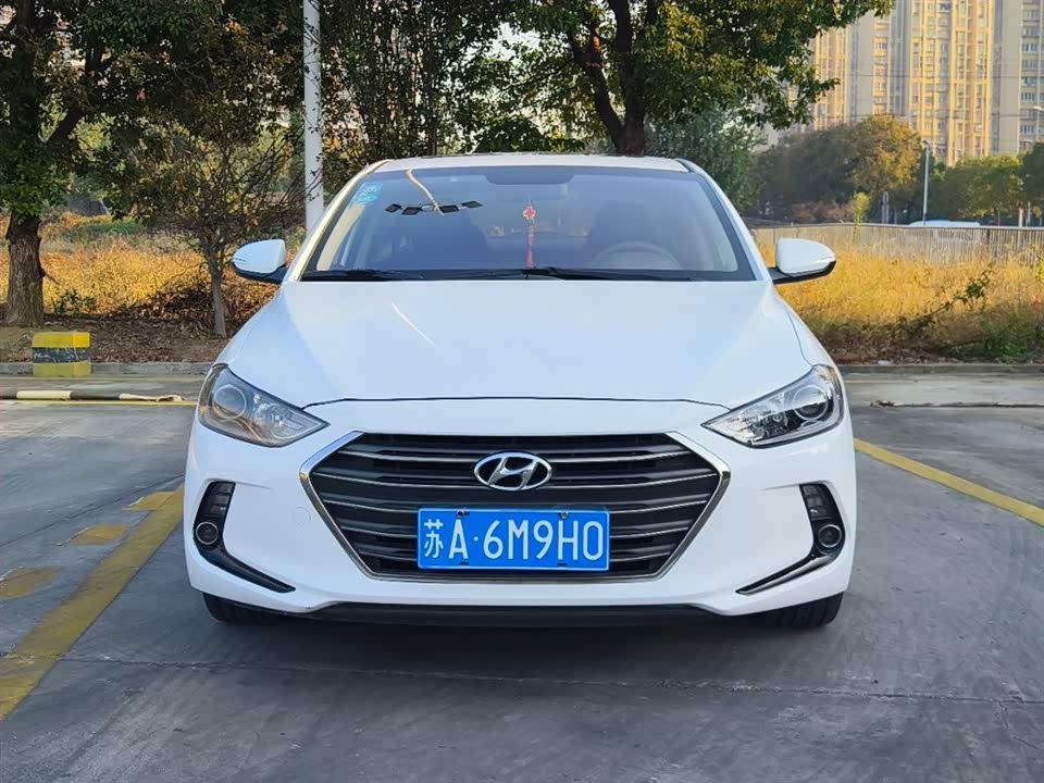 Hyundai Lead