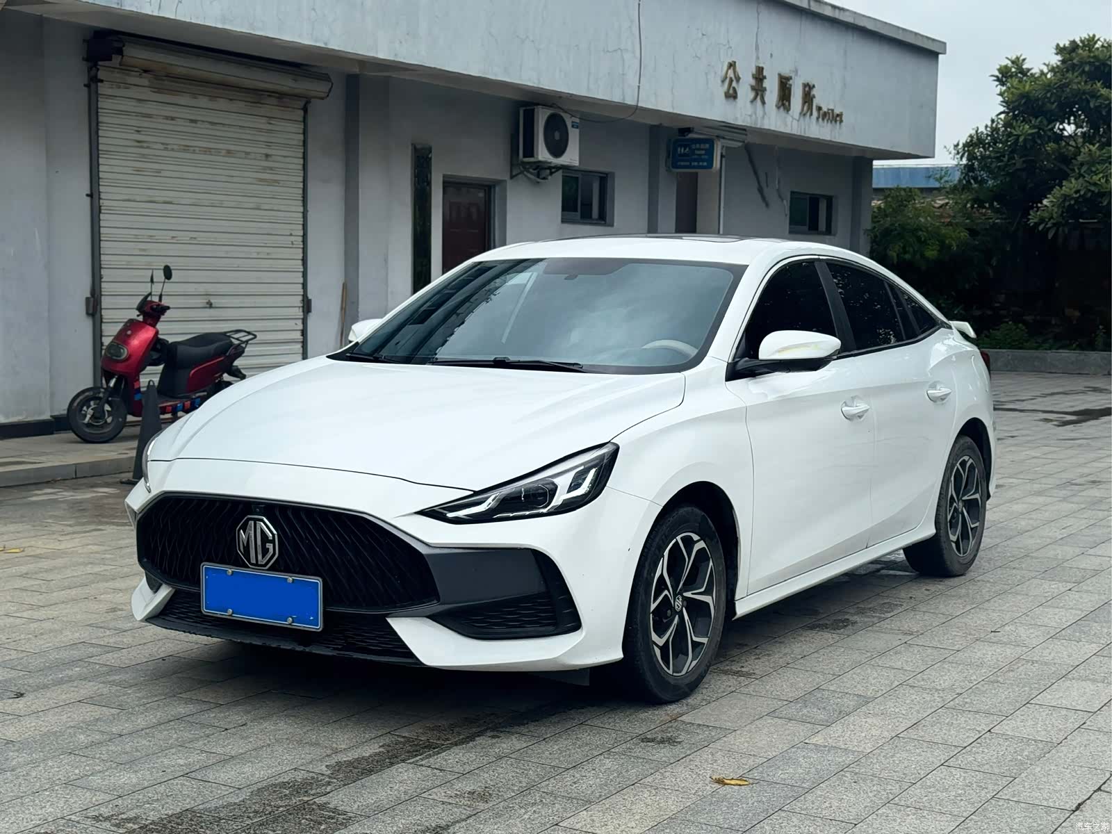 MG MG5