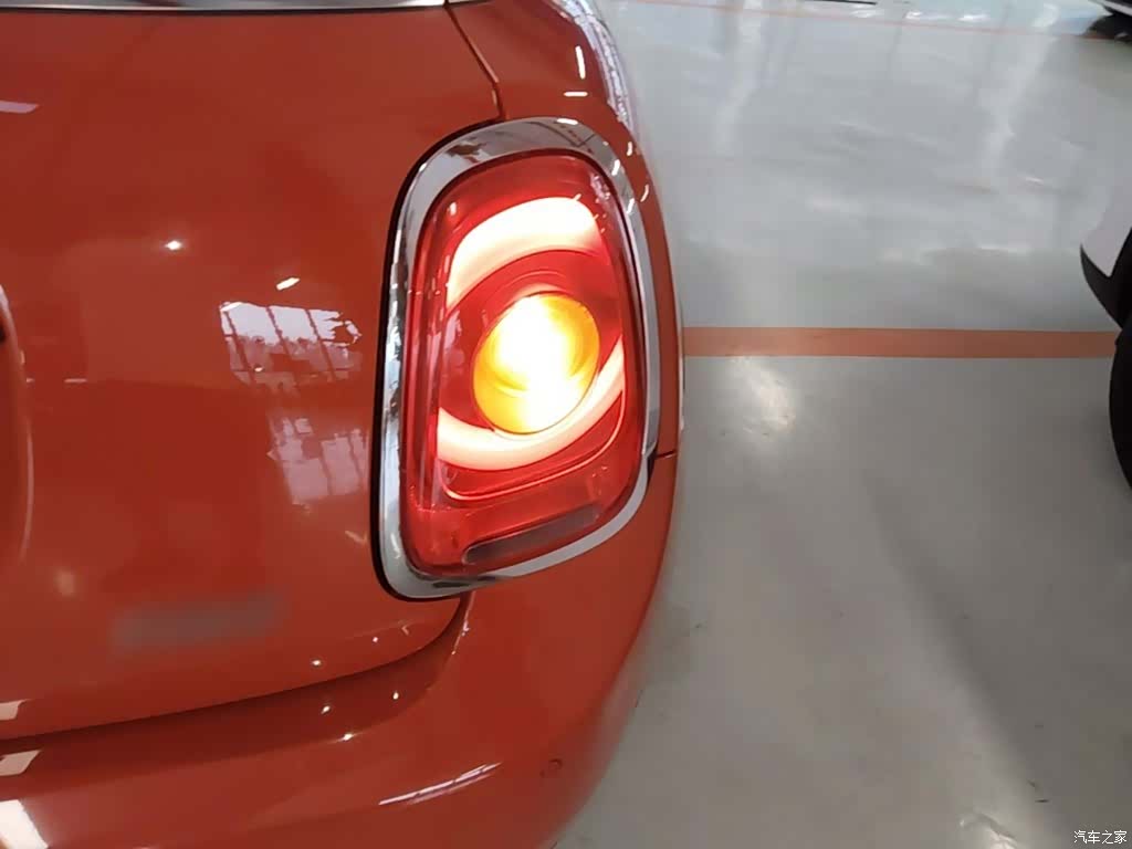 Mini ONE, 2018 8