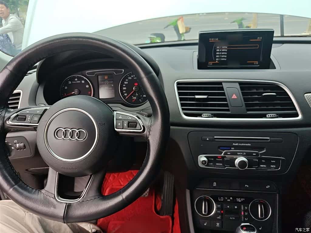 Audi Q3, 2018 10