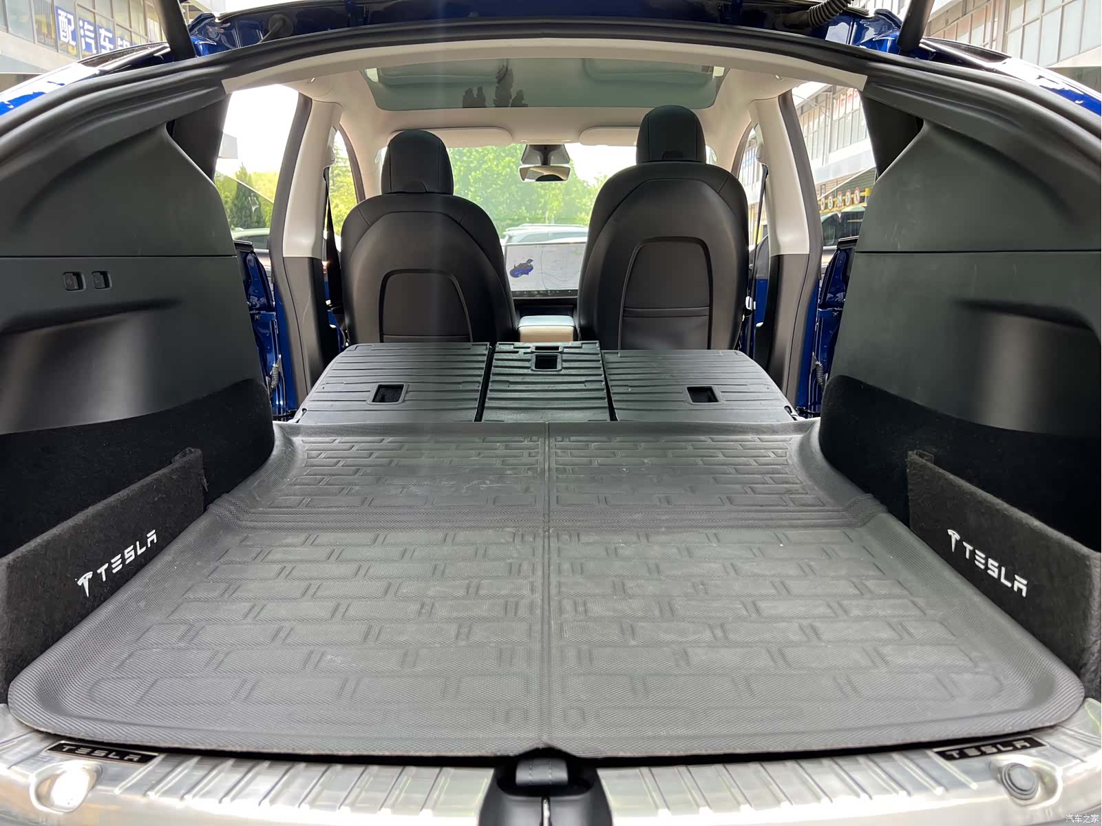 Tesla Model Y, 2021 9