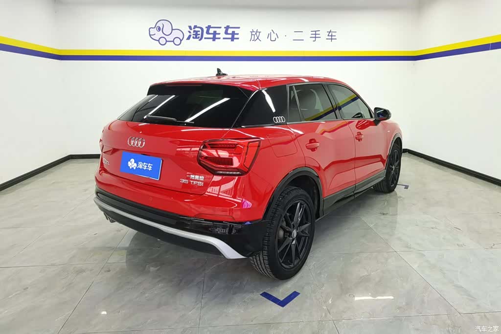 Audi Q2L, 2021 3