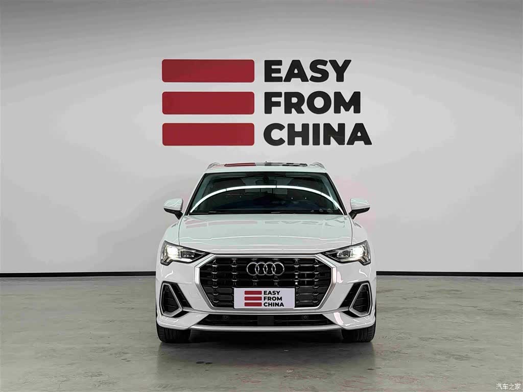 Audi Q3, 2022 2