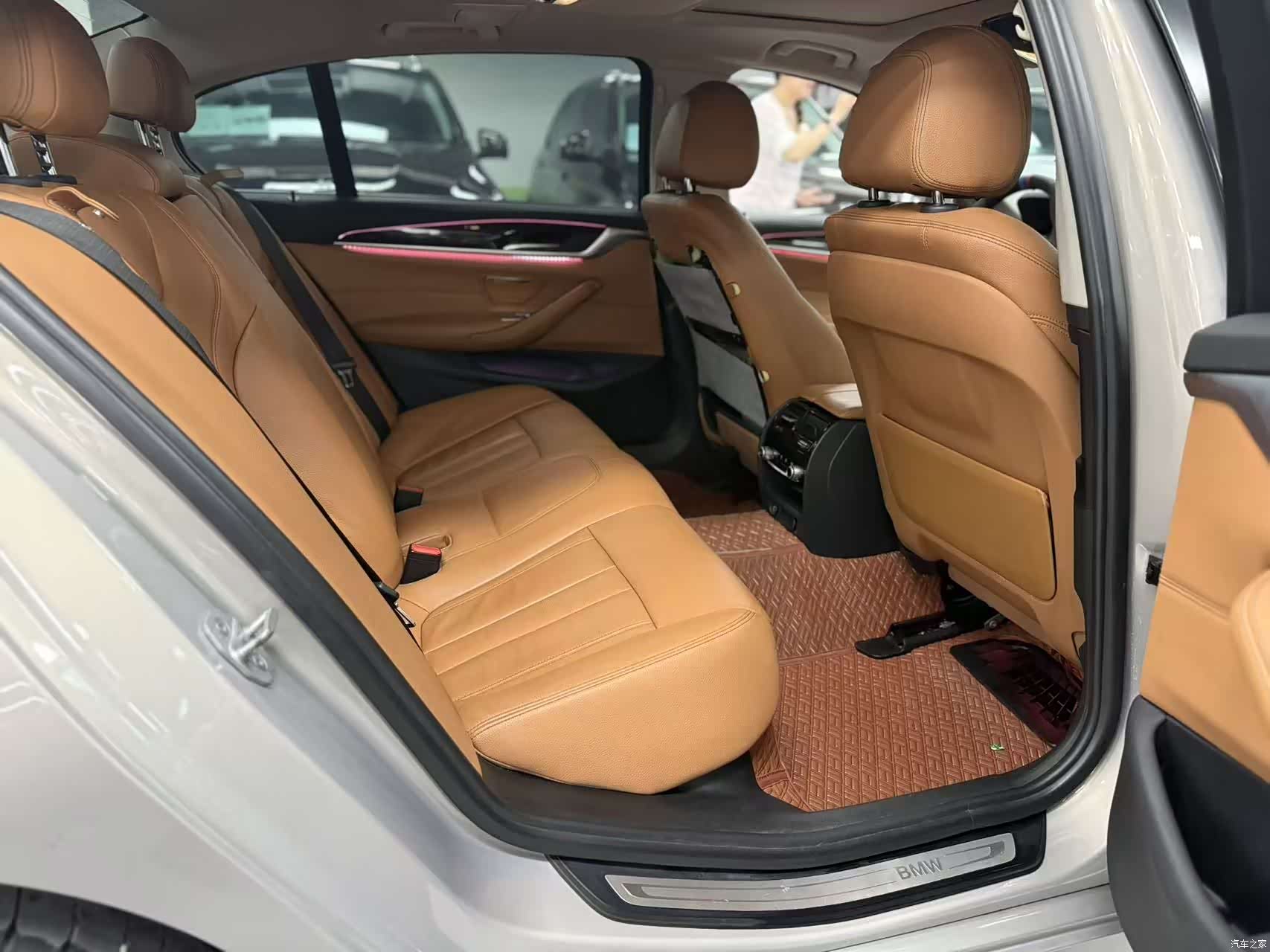 BMW 5 Series, 2018 9