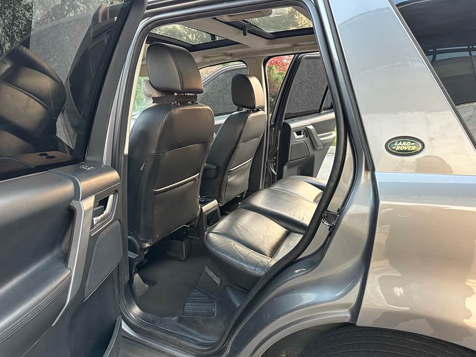 Land Rover Freelander 2