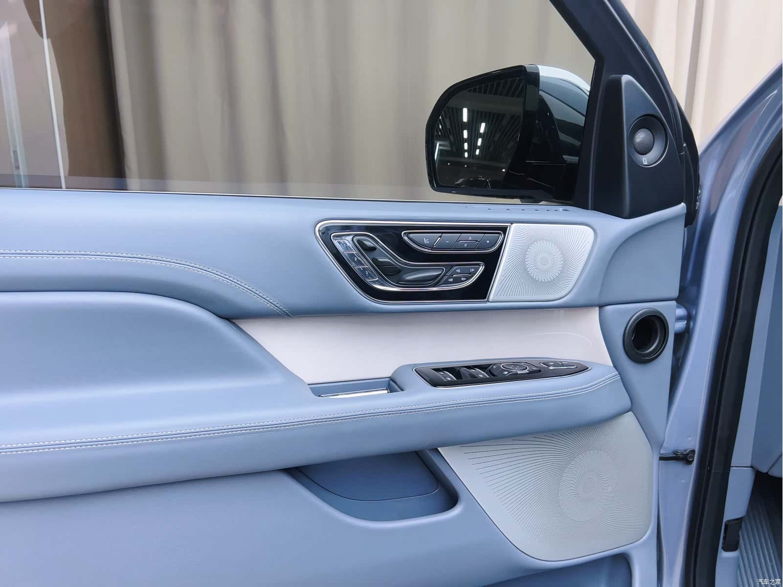 Lincoln Navigator, 2021 8