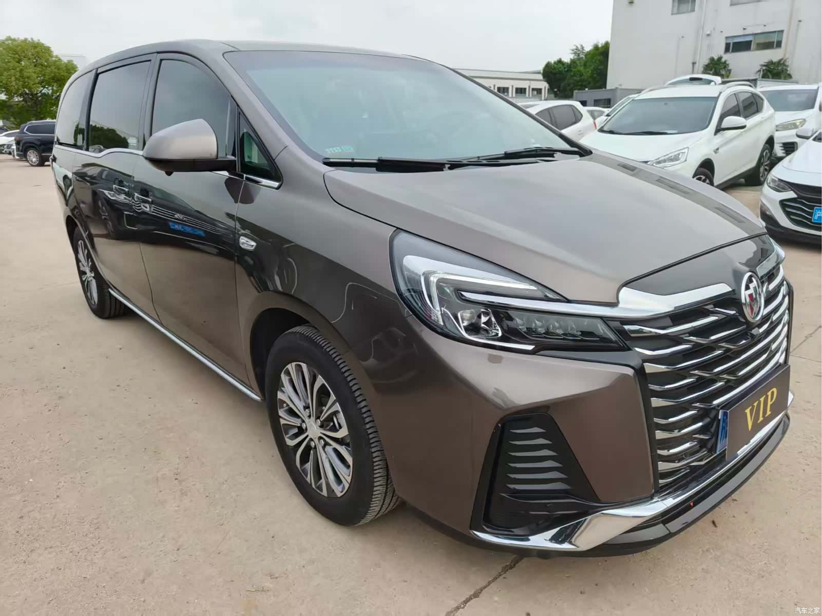 Buick GL8, 2023 2