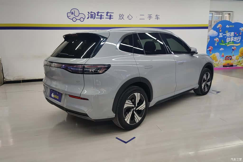 Geely Galaxy E5, 2024 3