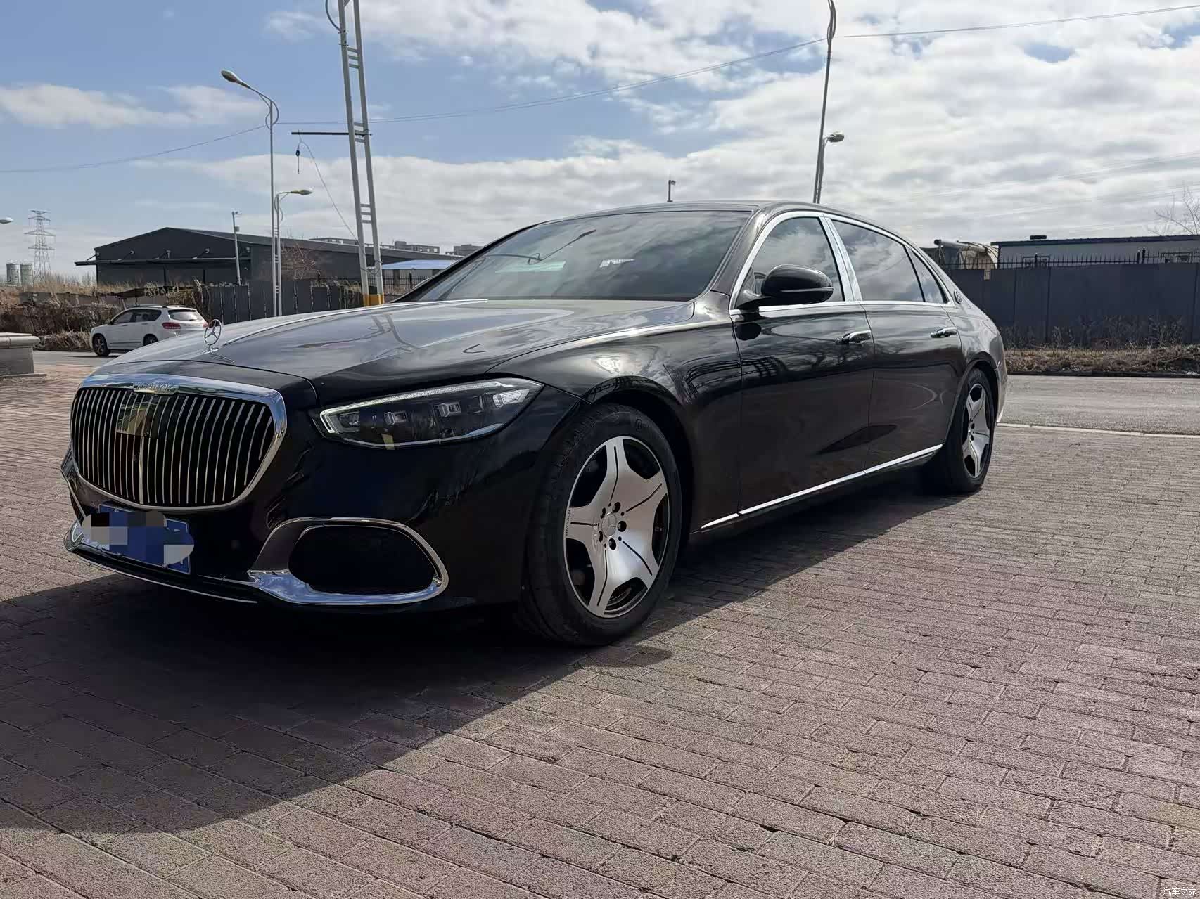 Maybach S-Class, 2021 1